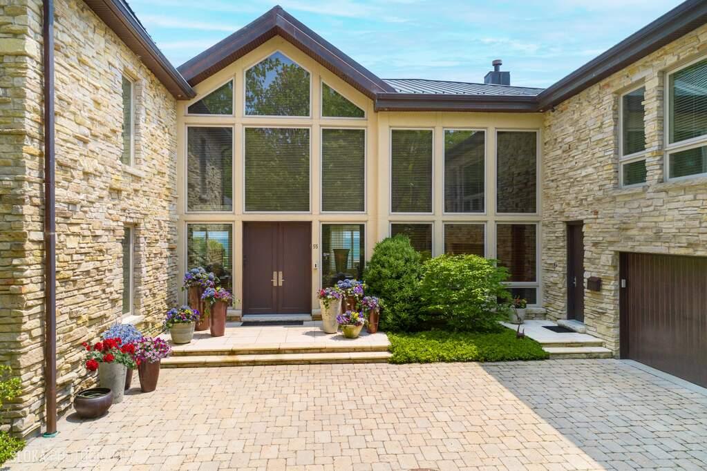 55 South Deere Park Estate